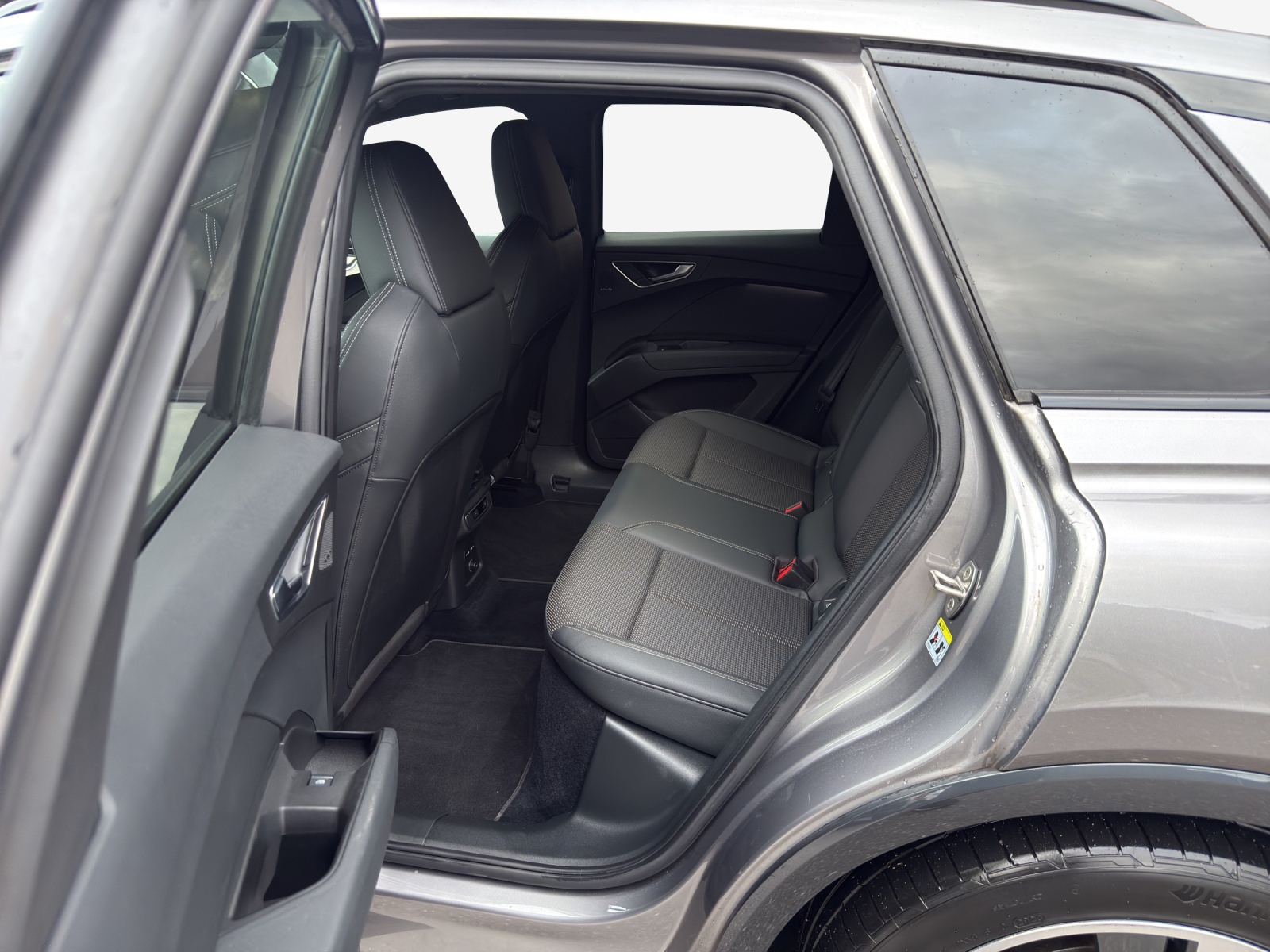 Audi Q4 e-tron - Bild folgt... 1