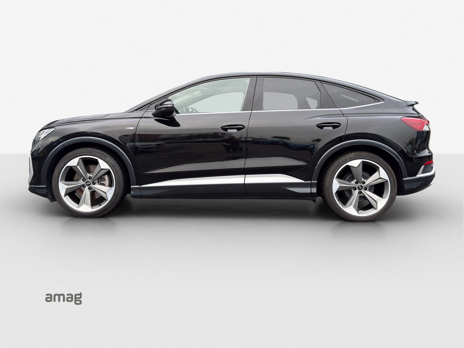 Audi Q4 e-tron - Bild folgt... 1