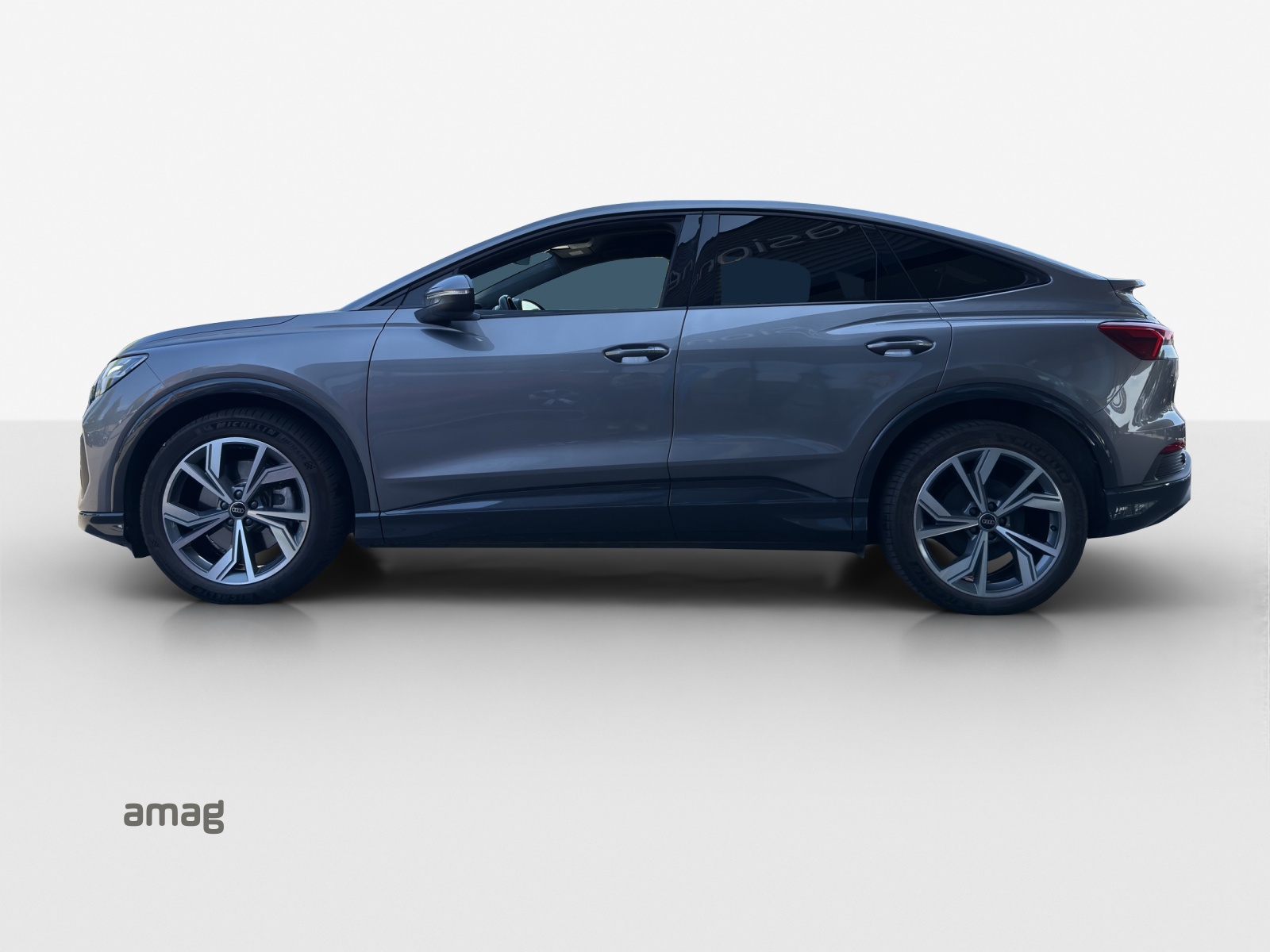 Audi Q4 e-tron - Bild folgt... 1