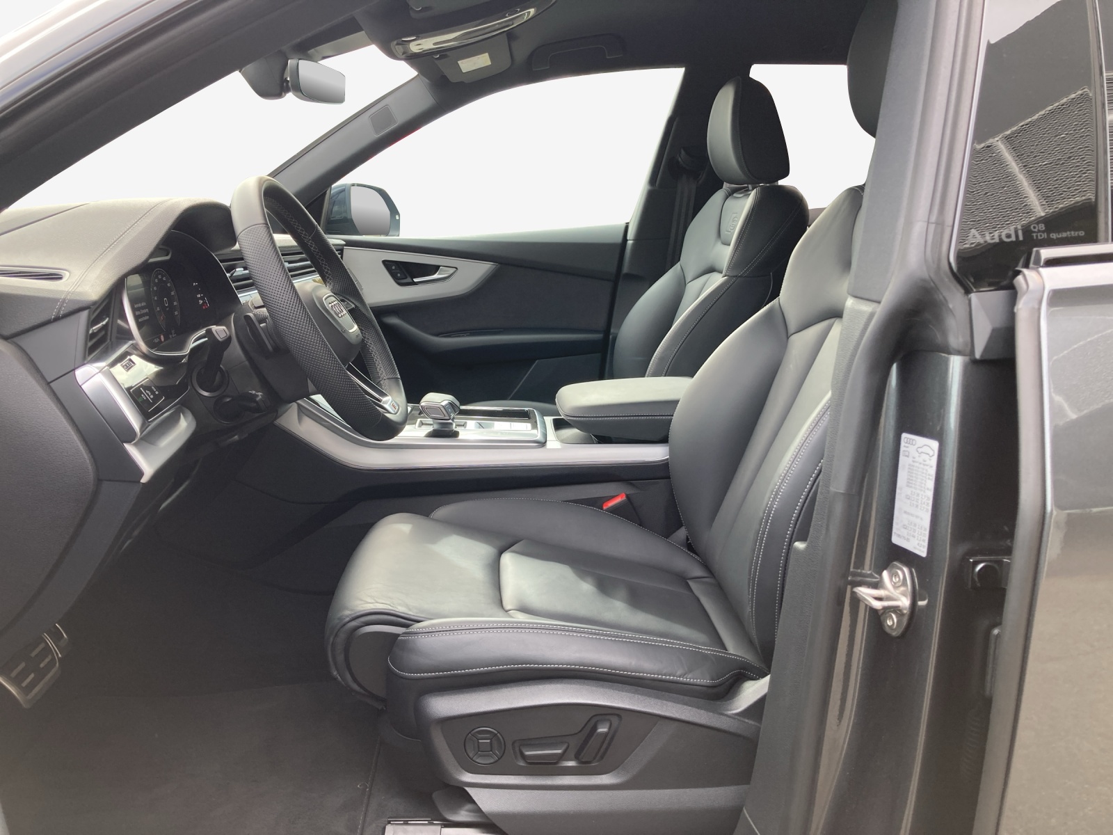 Audi Q8 - Bild folgt... 1