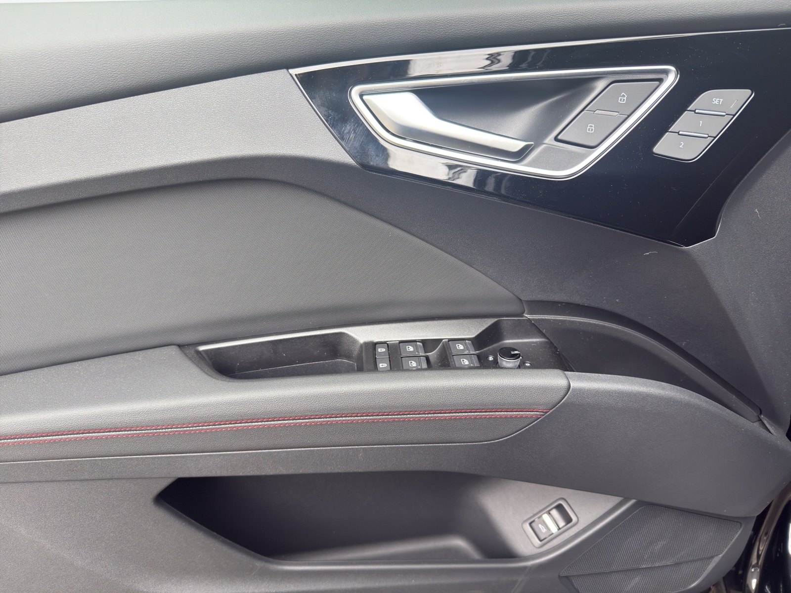 Audi Q4 e-tron - Bild folgt... 1