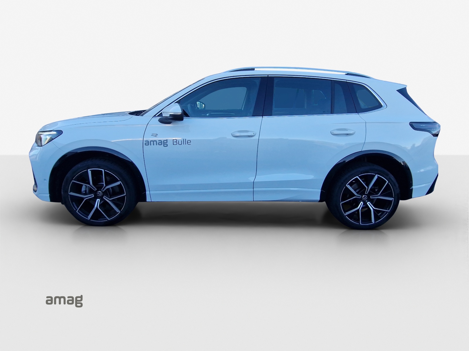 VW Tiguan - Image coming soon... 1