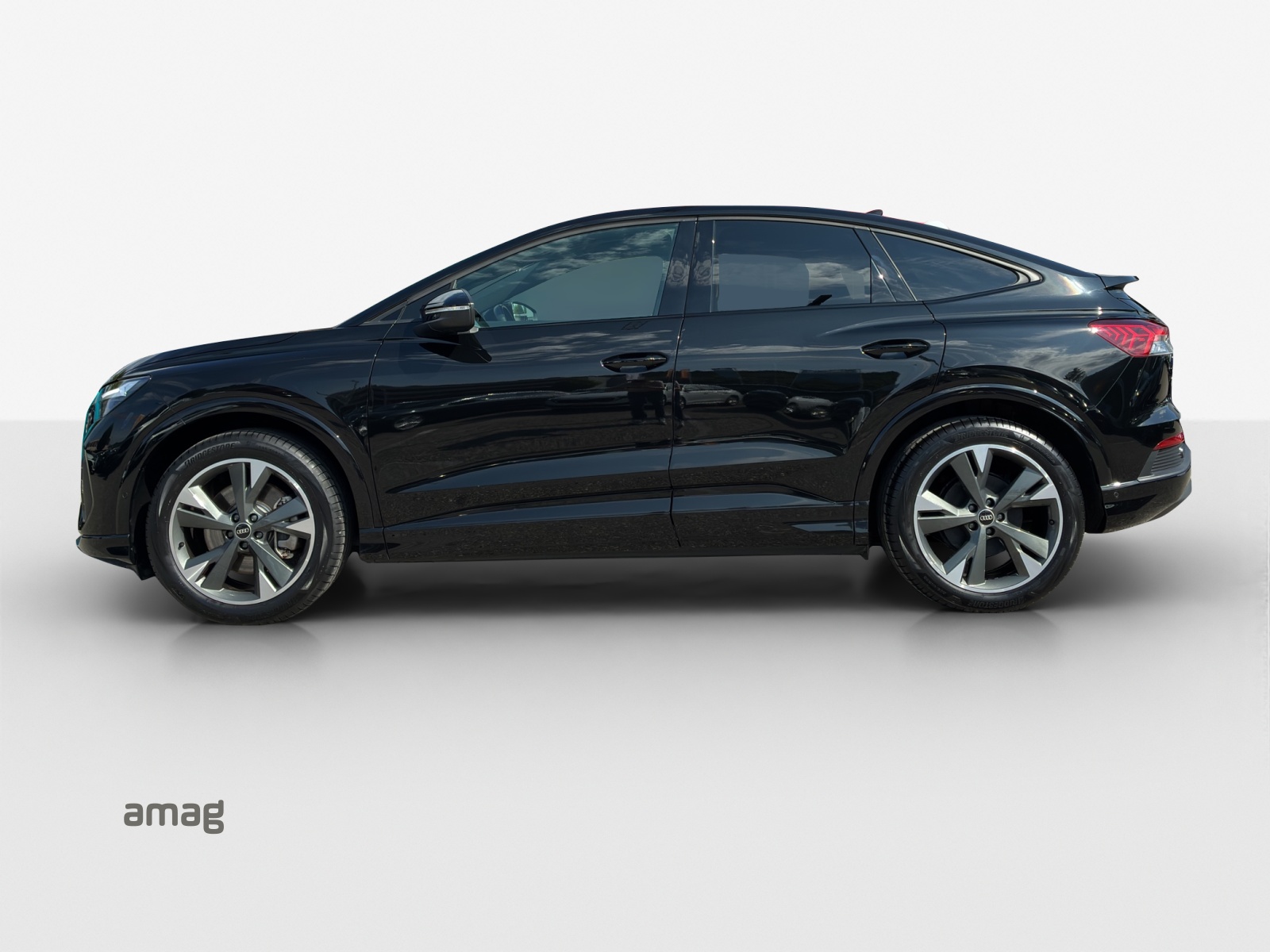 Audi Q4 - Bild folgt... 1