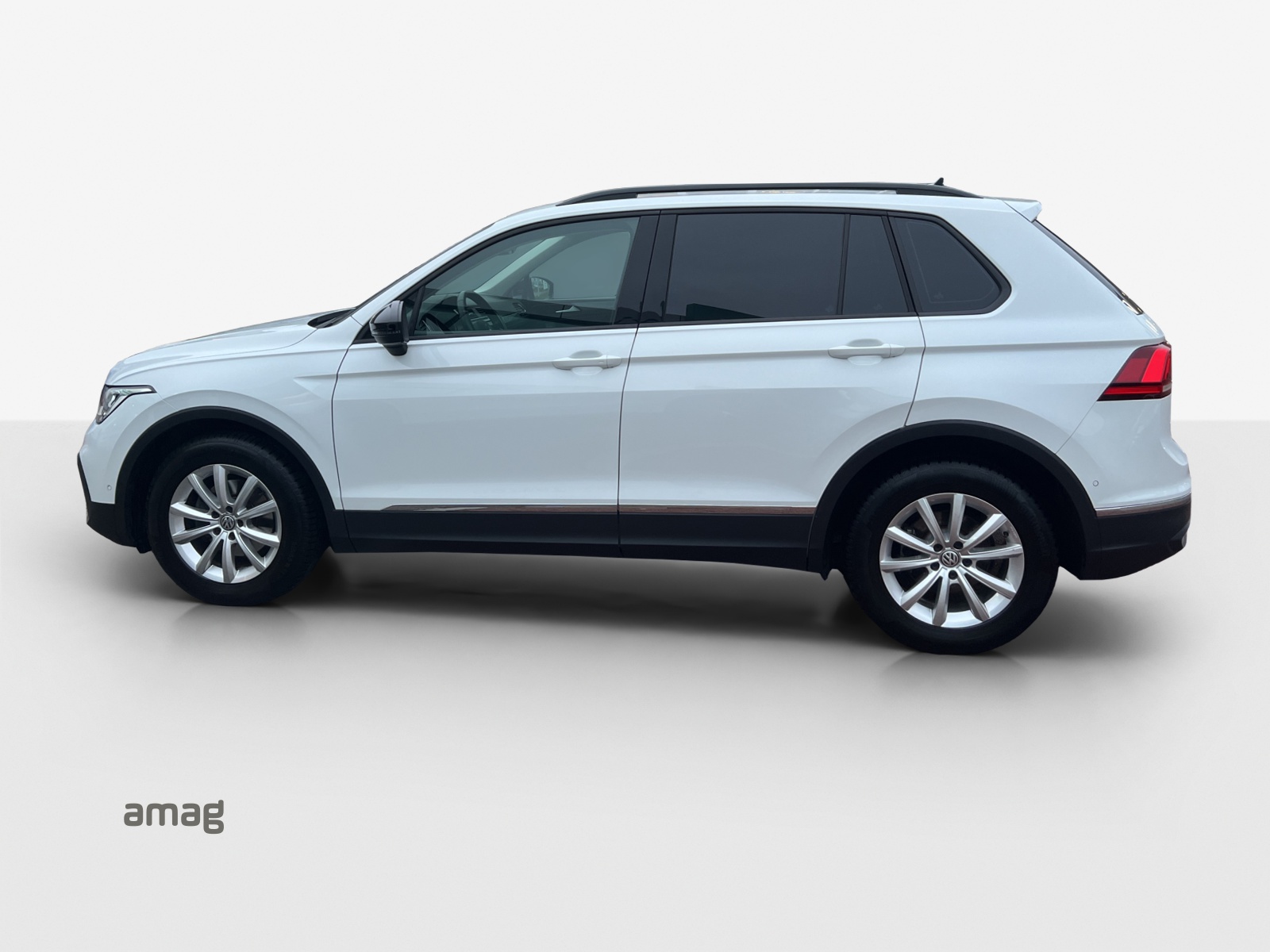 VW Tiguan - Image coming soon... 1