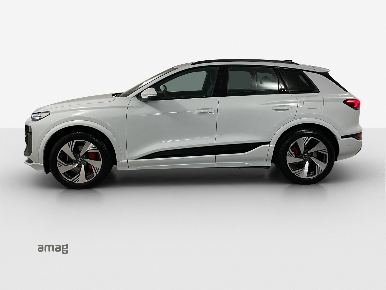 Audi Q6 - Bild folgt... 1