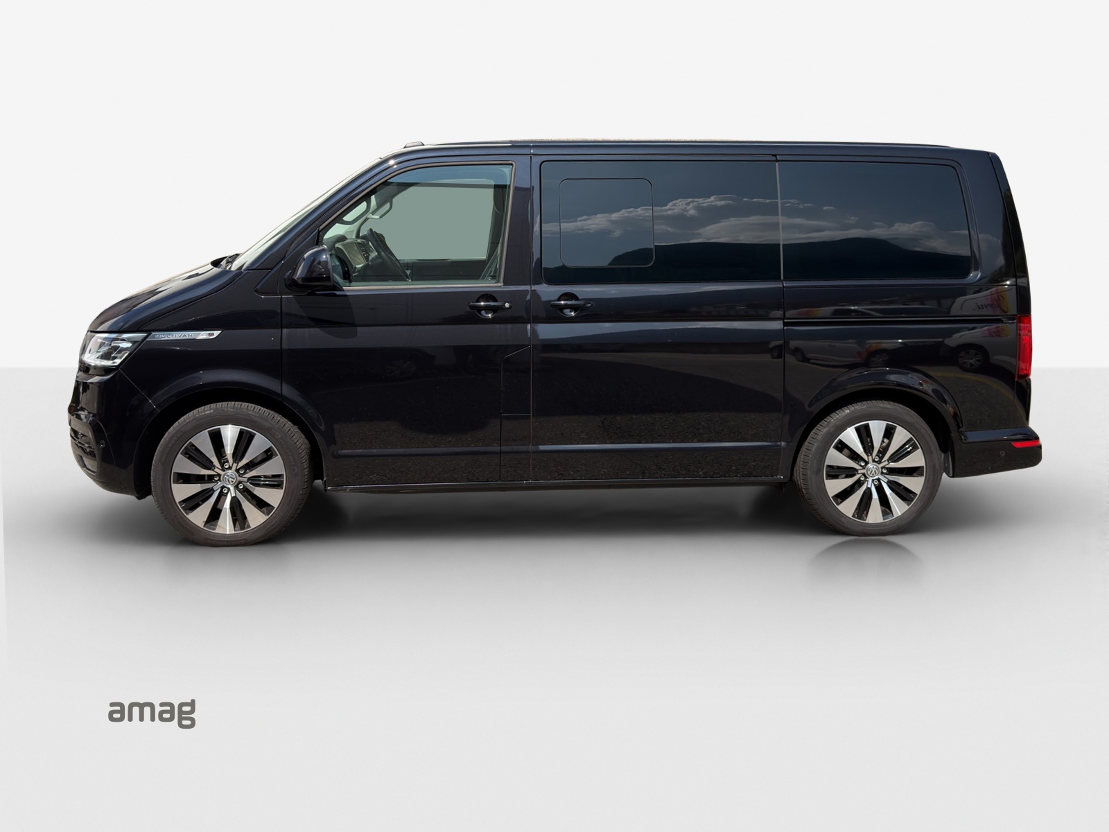 VW Nutzfahrzeuge Multivan - Bild folgt... 1