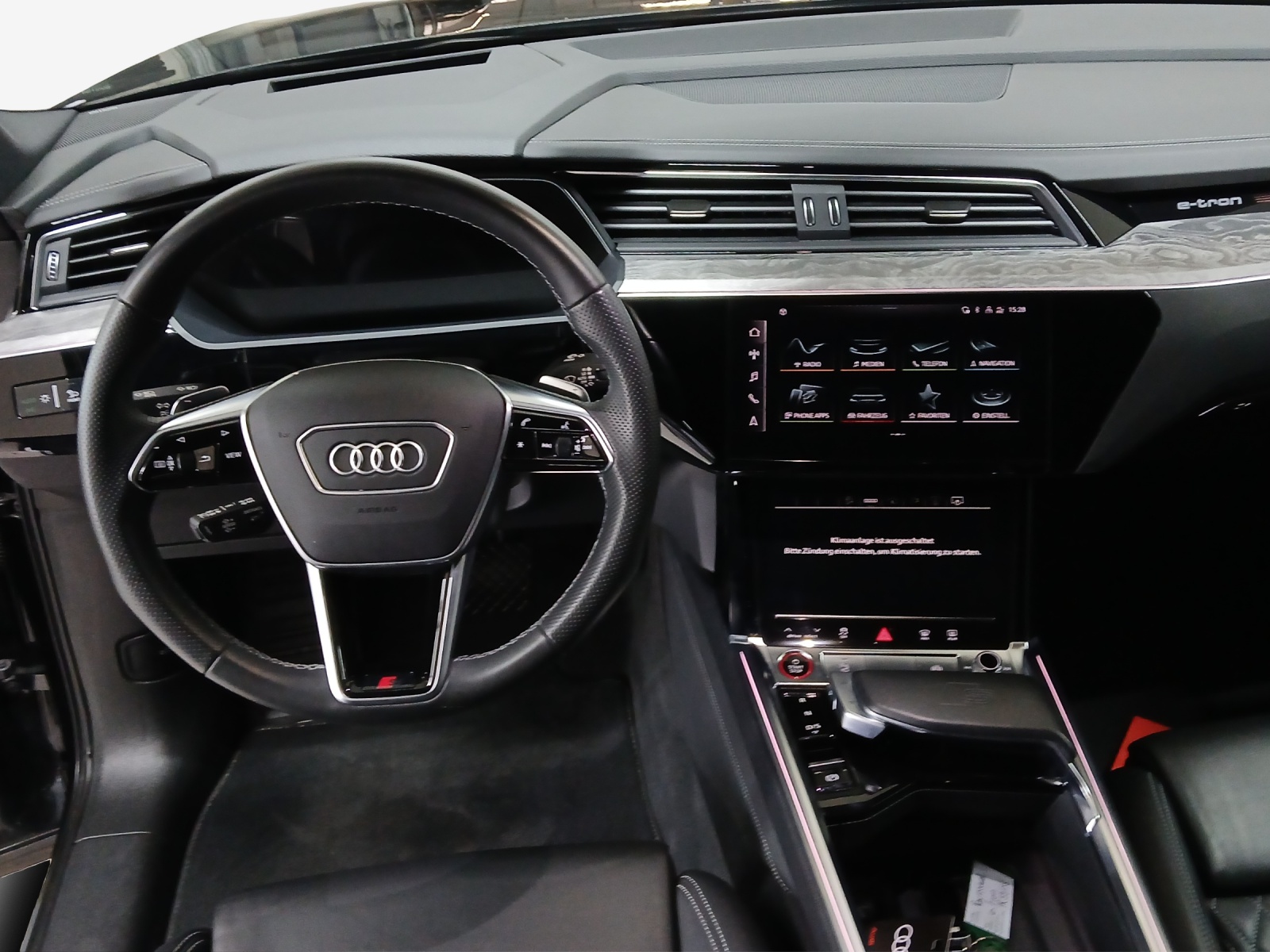 Audi e-tron - Bild folgt... 1