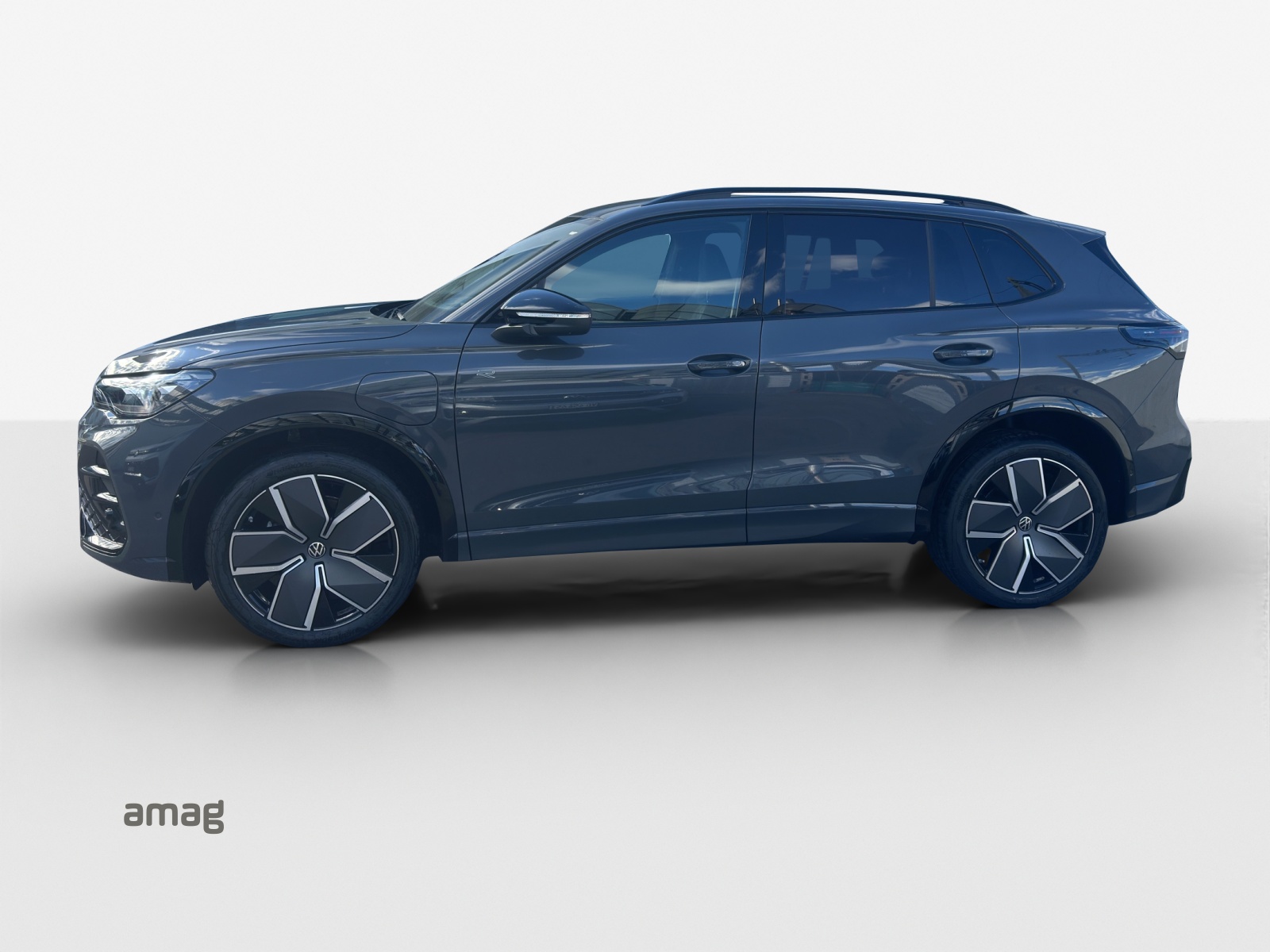 VW Tiguan - Image coming soon... 1