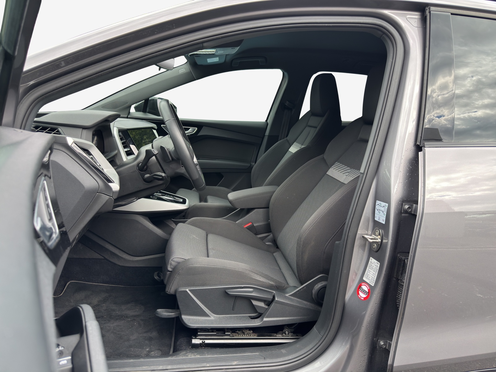 Audi Q4 e-tron - Bild folgt... 1