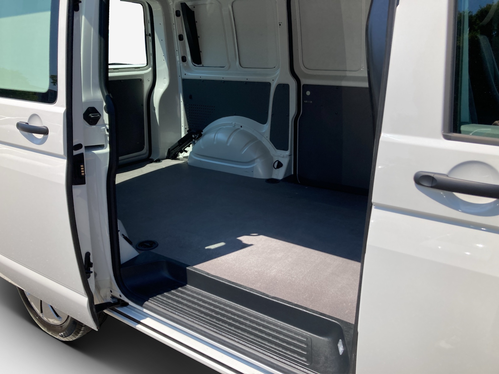 VW Nutzfahrzeuge Transporter - Bild folgt... 1