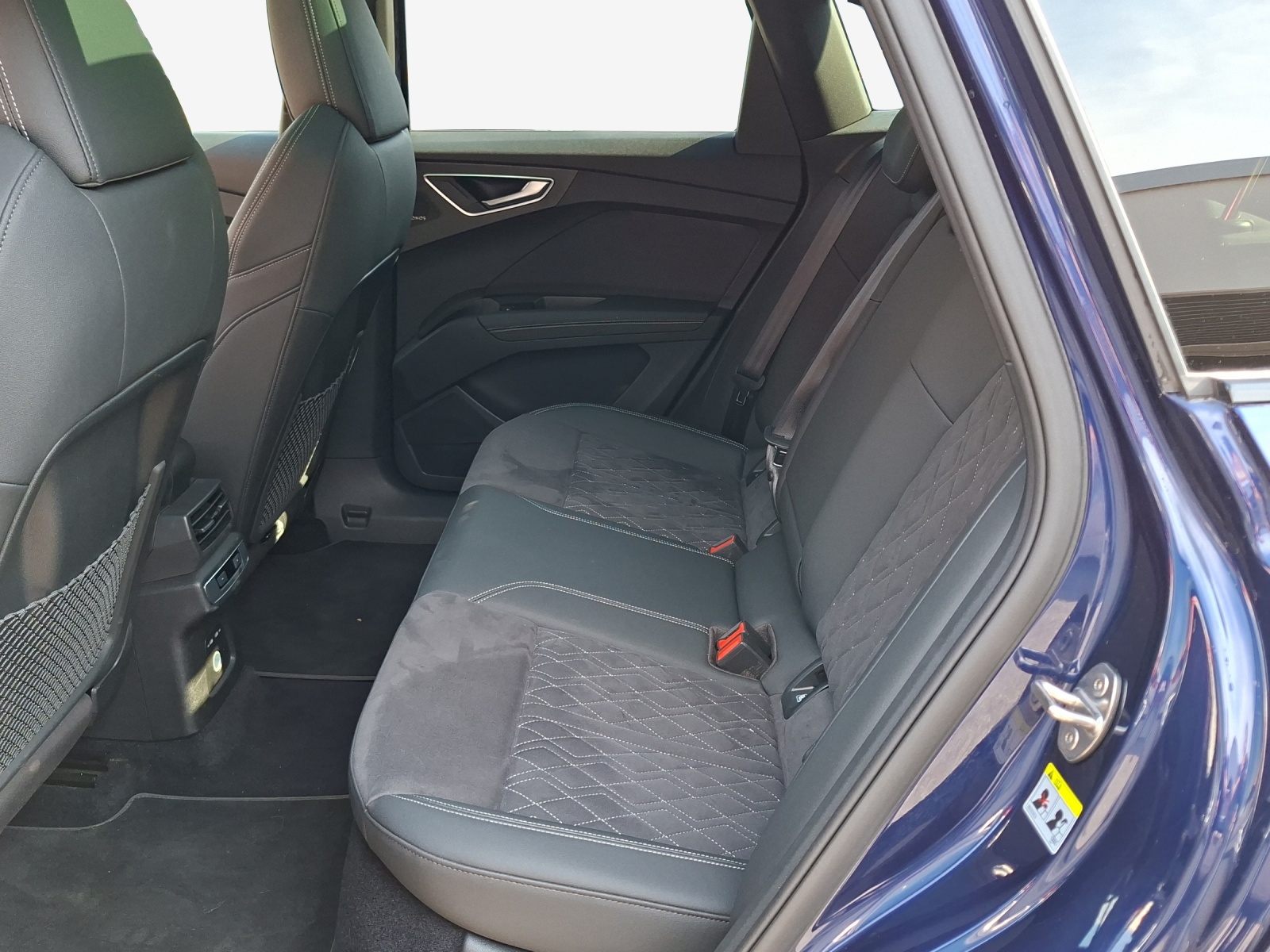 Audi Q4 e-tron - Bild folgt... 1
