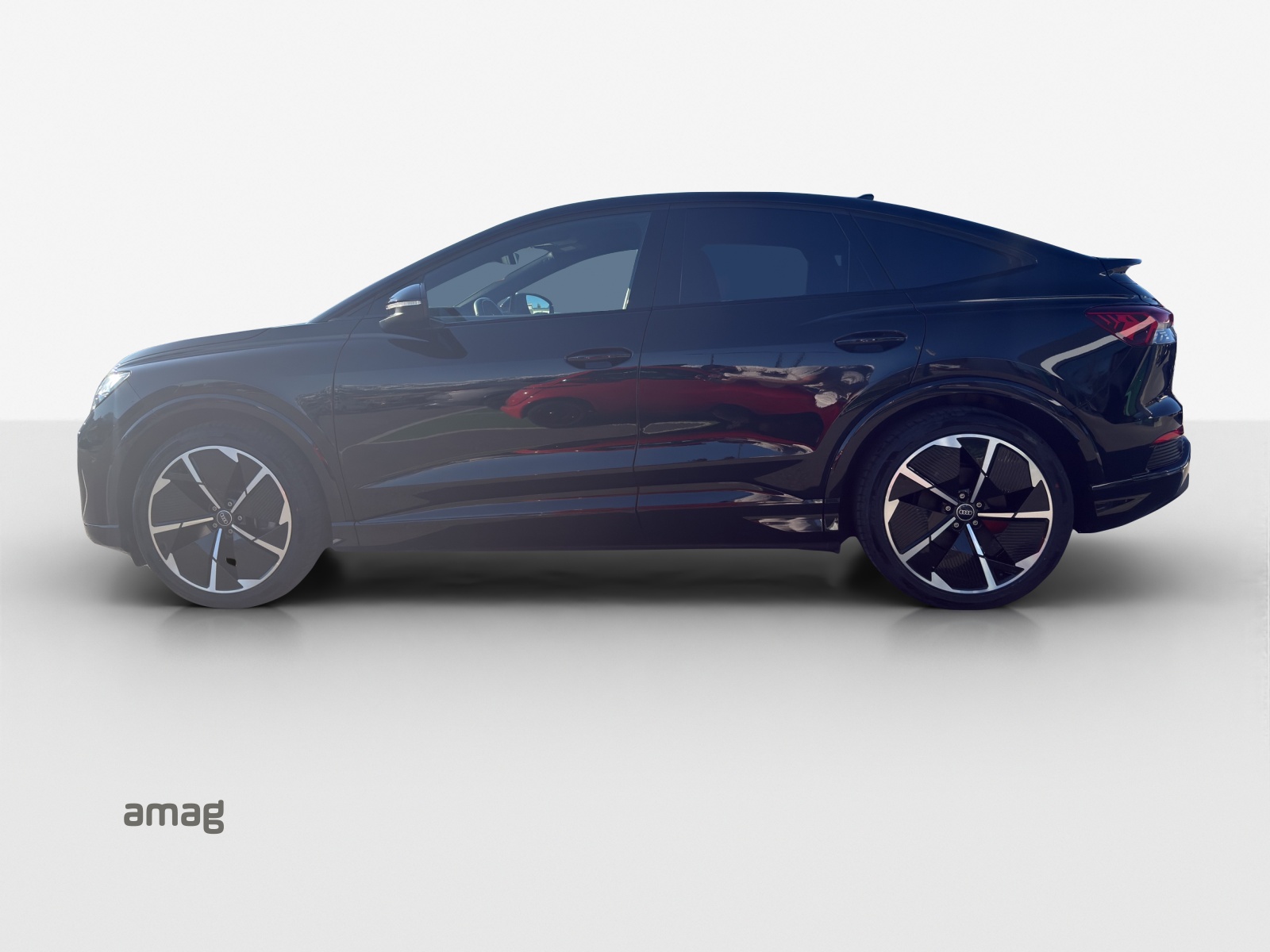 Audi Q4 e-tron - Bild folgt... 1