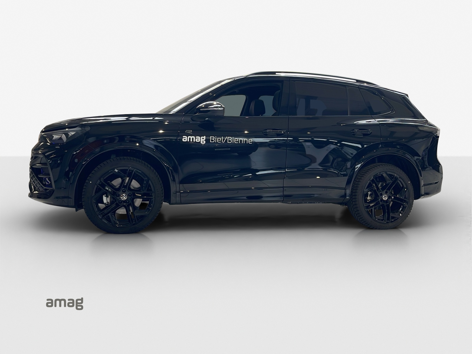 VW Tiguan - Image coming soon... 1