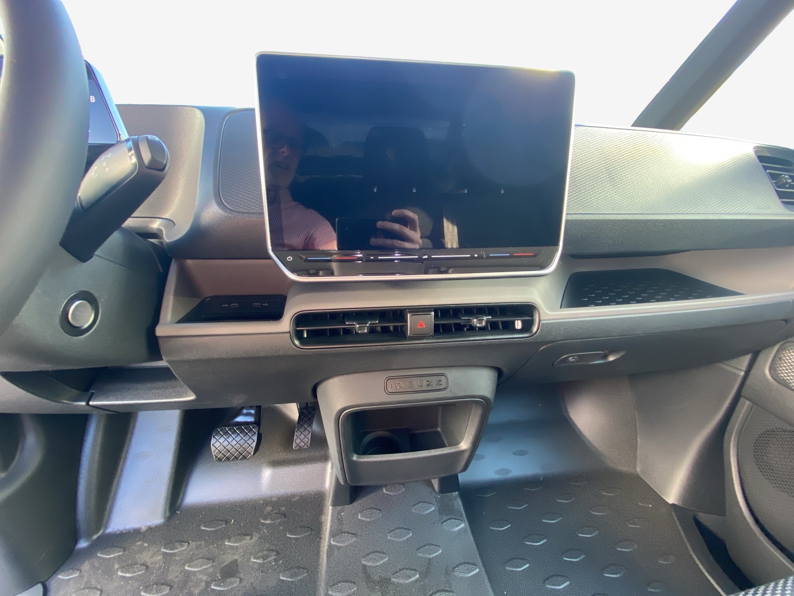 VW Nutzfahrzeuge ID. Buzz - Bild folgt... 1