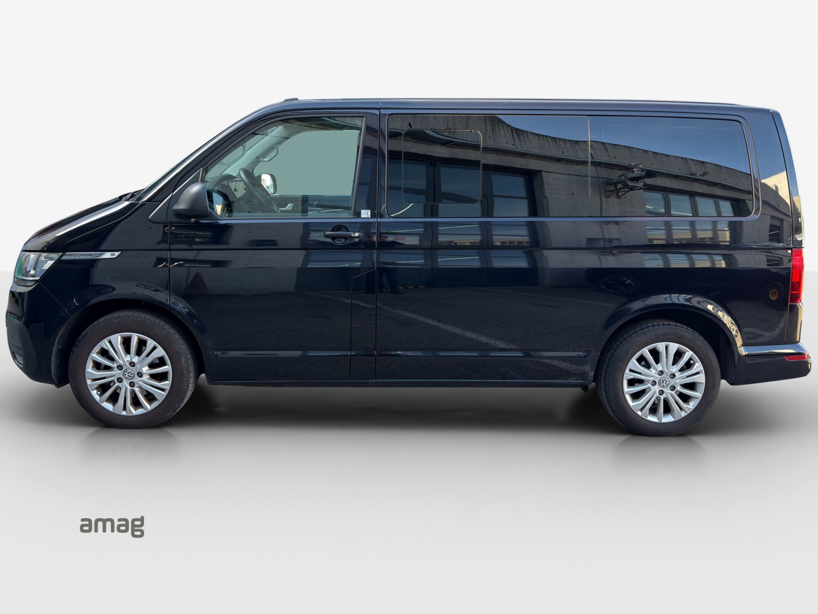 VW Nutzfahrzeuge Multivan - Bild folgt... 1