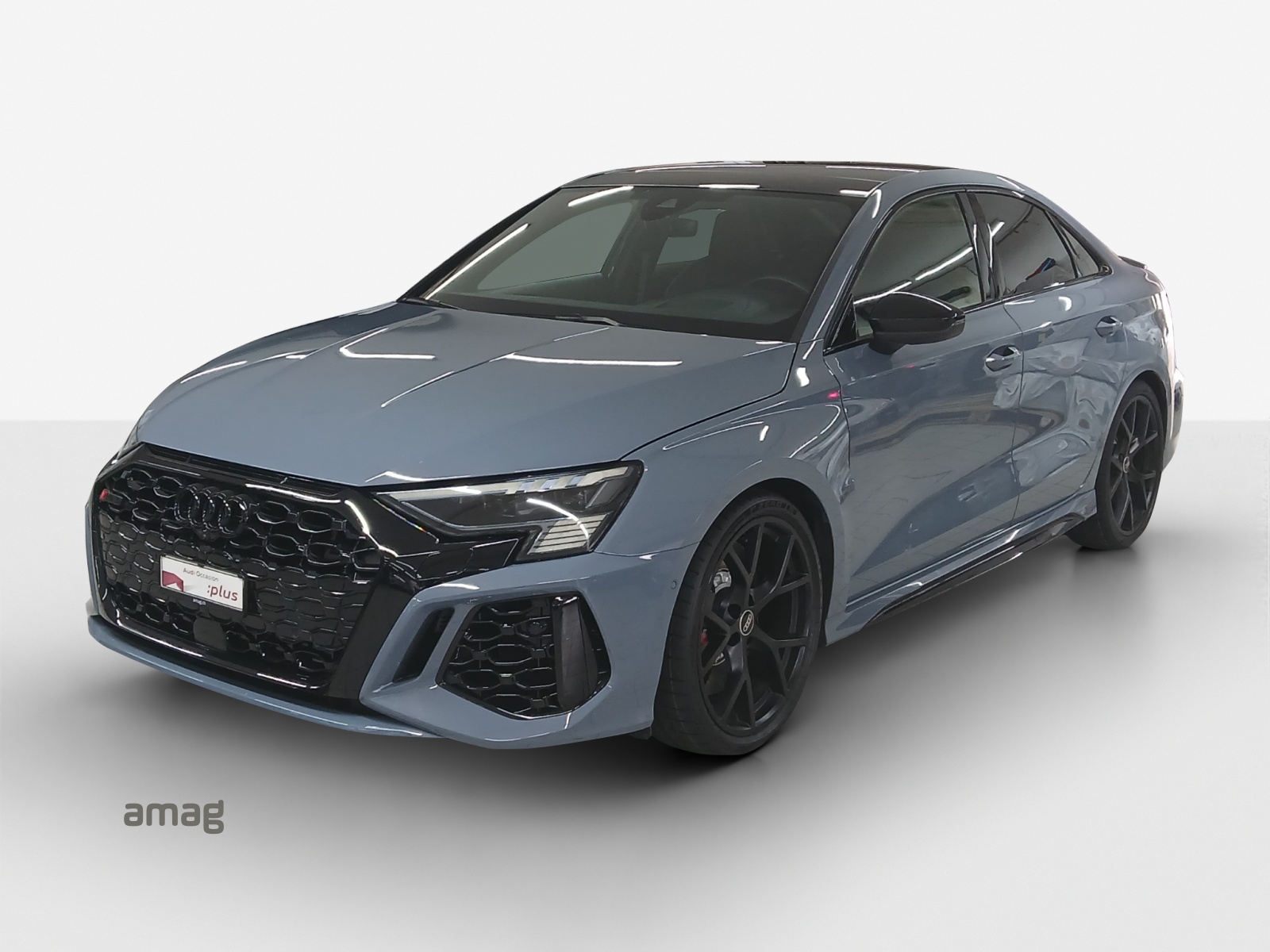 Offerta di leasing e abbonamento auto Audi RS3